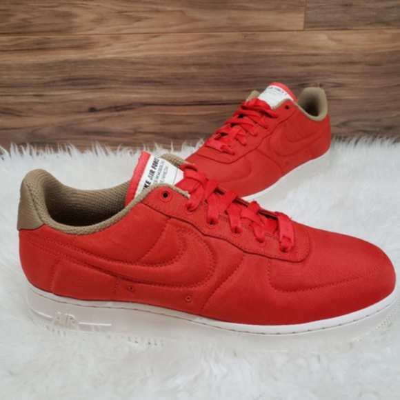 New Nike Air Force 1 Lux Red Low Sneakers - Picture 7 of 8